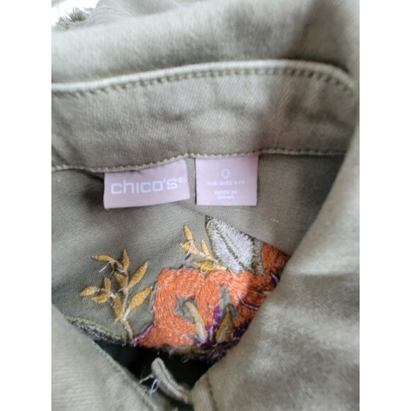 Chico's Womens Embroidered Sage-Denim Jacket Size 0, US 4/6 Button-Up Frayed Hem - Picture 3 of 7